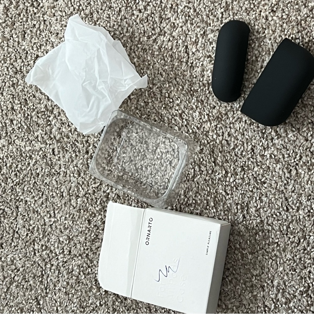 ORNARTO Black AirPods Case